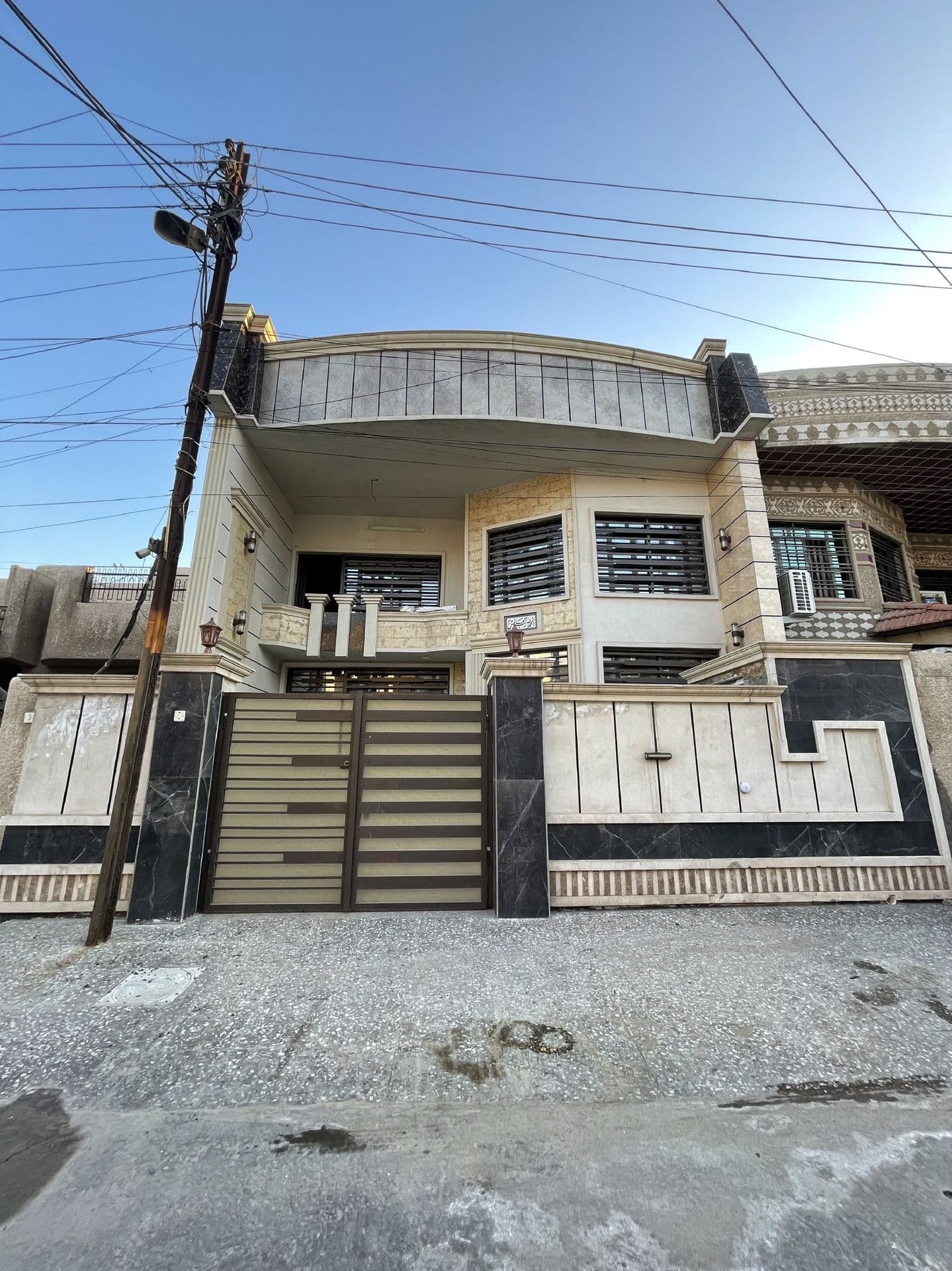 دار سكني للبيع منطقة الدورة - Image 1