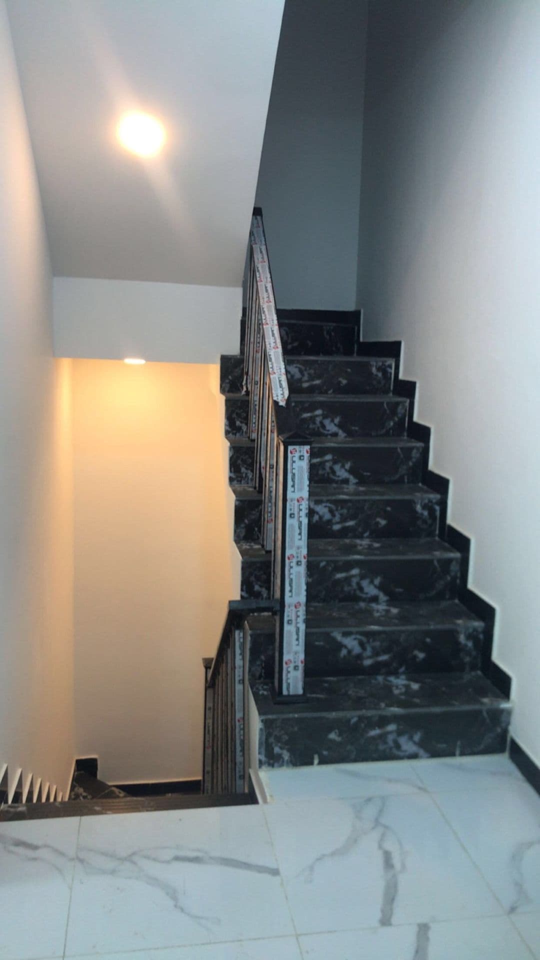 دار ثلاث طوايق للبيع - Thumbnail 7