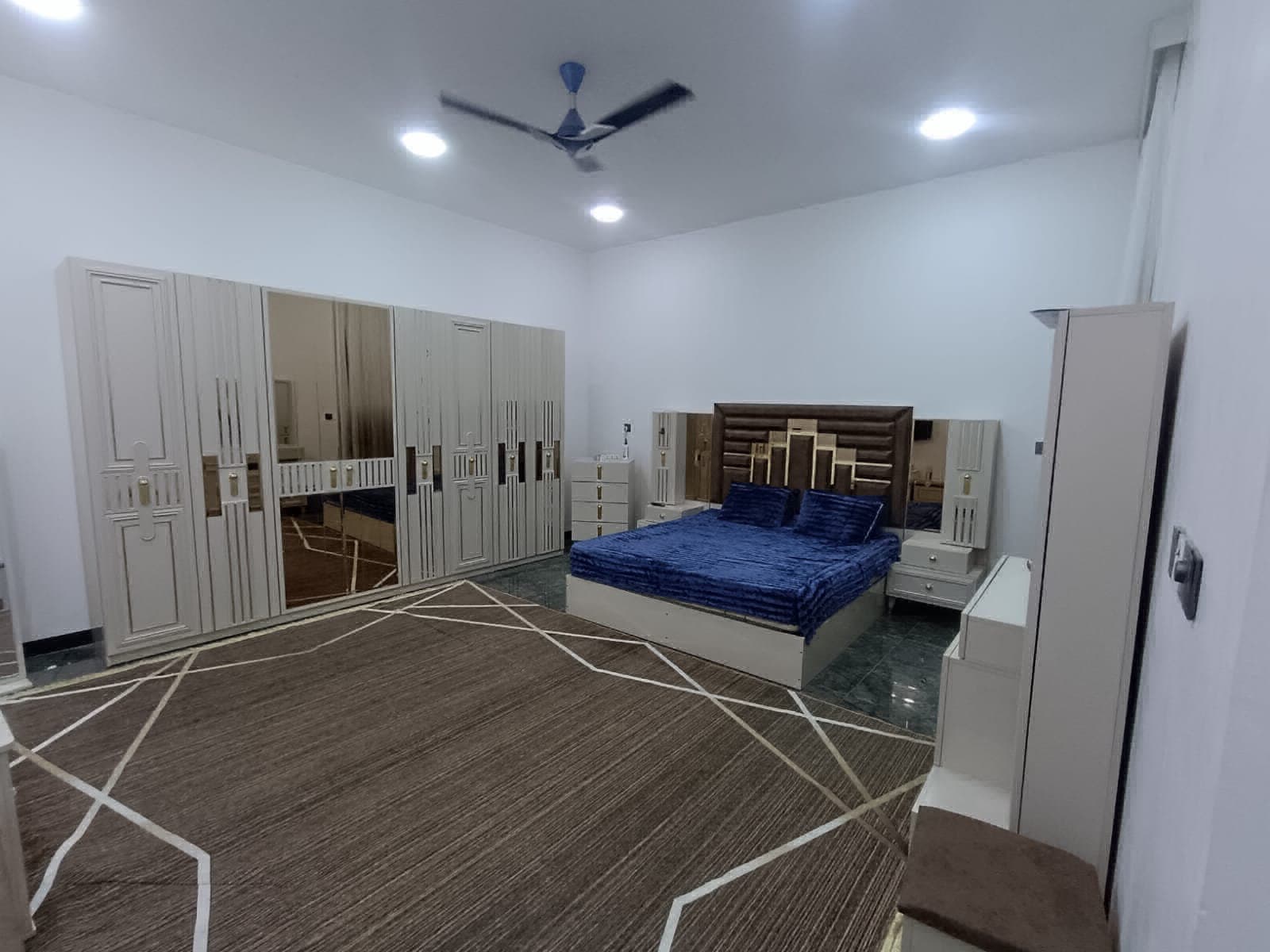 دار طابقين للبيع  - Thumbnail 2