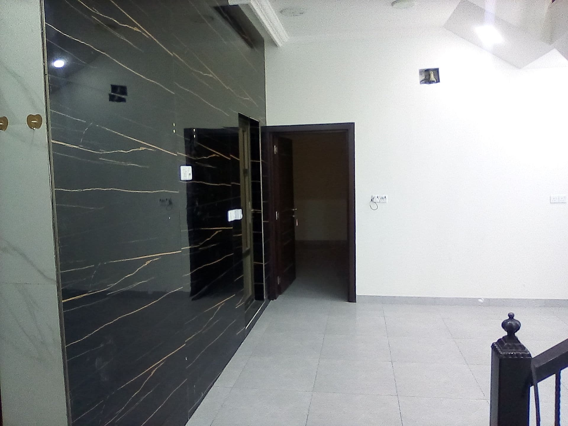 ثلاثه طوابق - Thumbnail 13