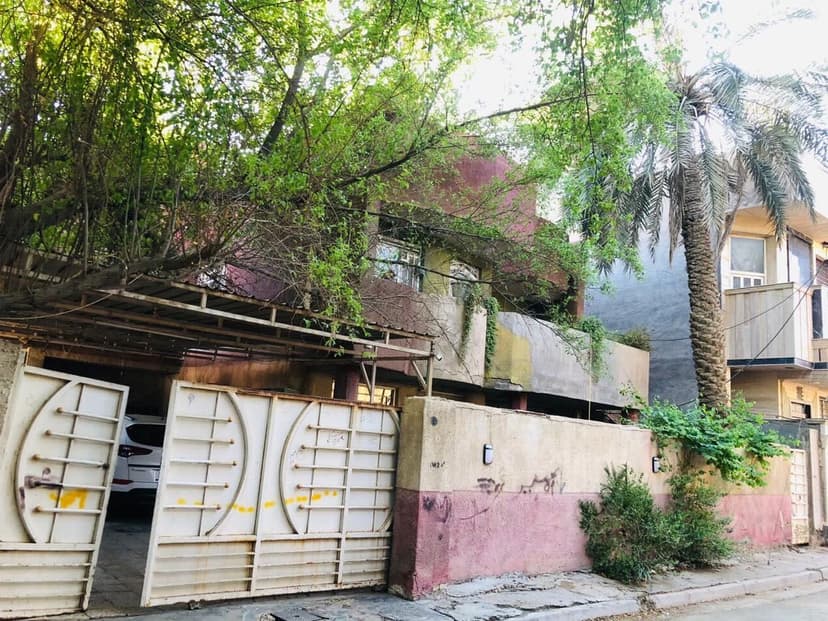 دار للبيع في حي تونس