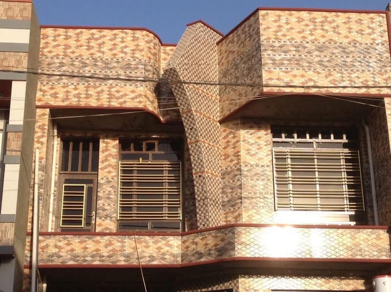 دار سكن للبيع في حي نزال قرب مطعم البادية - 4