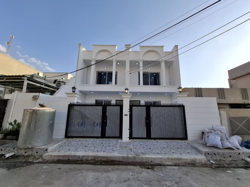 دار للبيع حي شهداء 