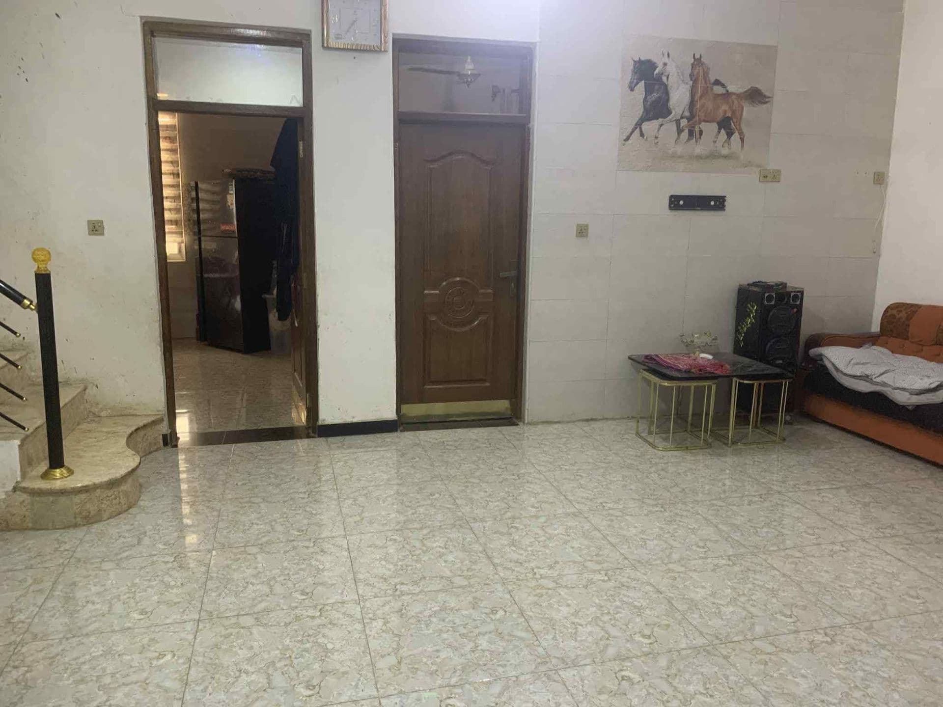 بيت للبيع