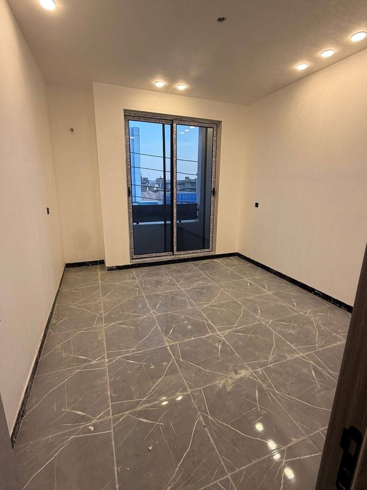 مشتملات للبيع للبيع 100م واحد  - Thumbnail 2