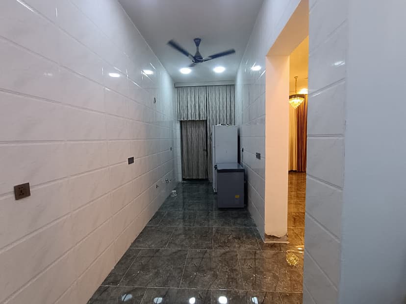 دار طابقين للبيع 