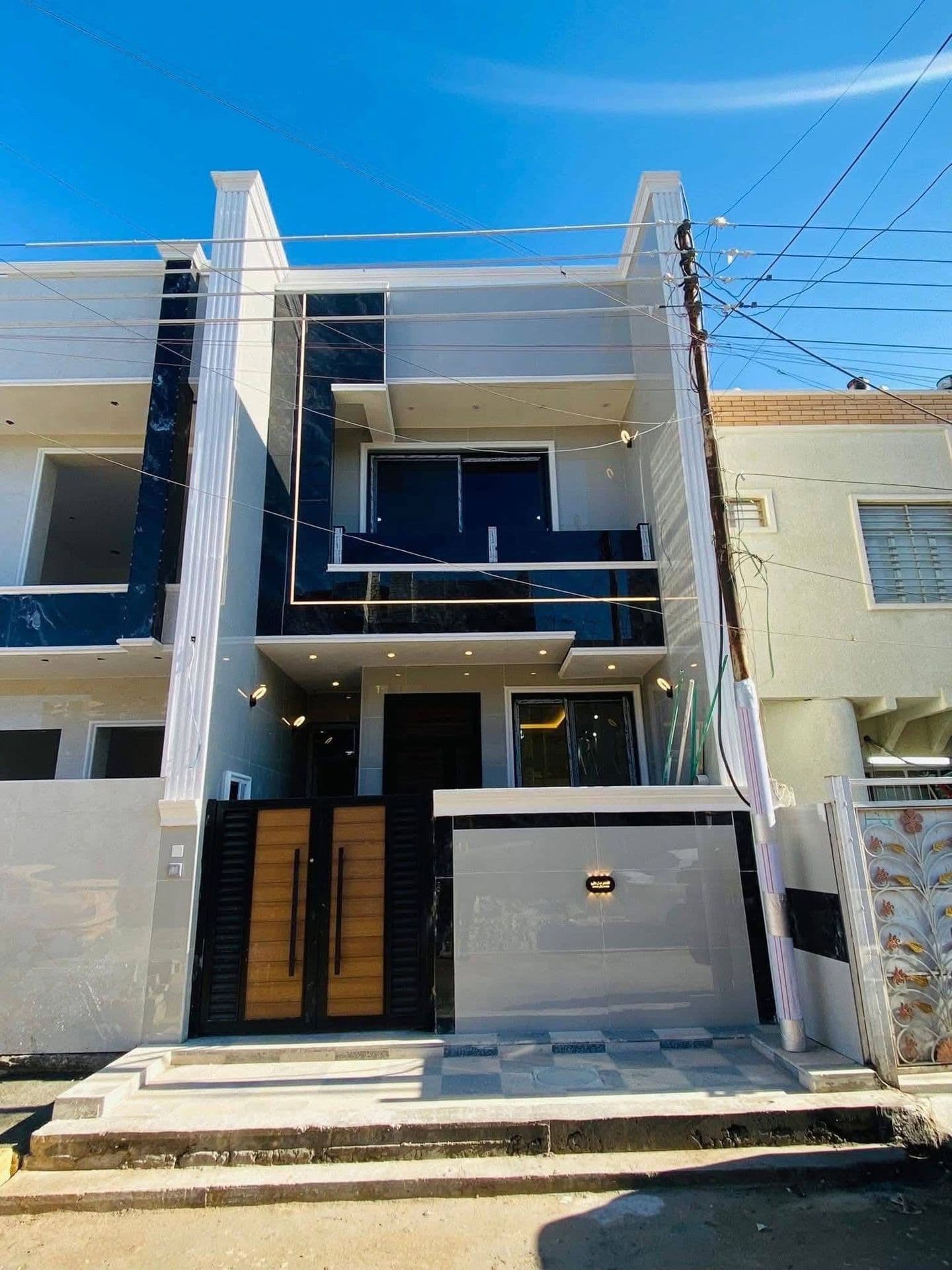 للبيع 100متر في الجهاد الشارقة قريب جدا من 40  - Thumbnail 5