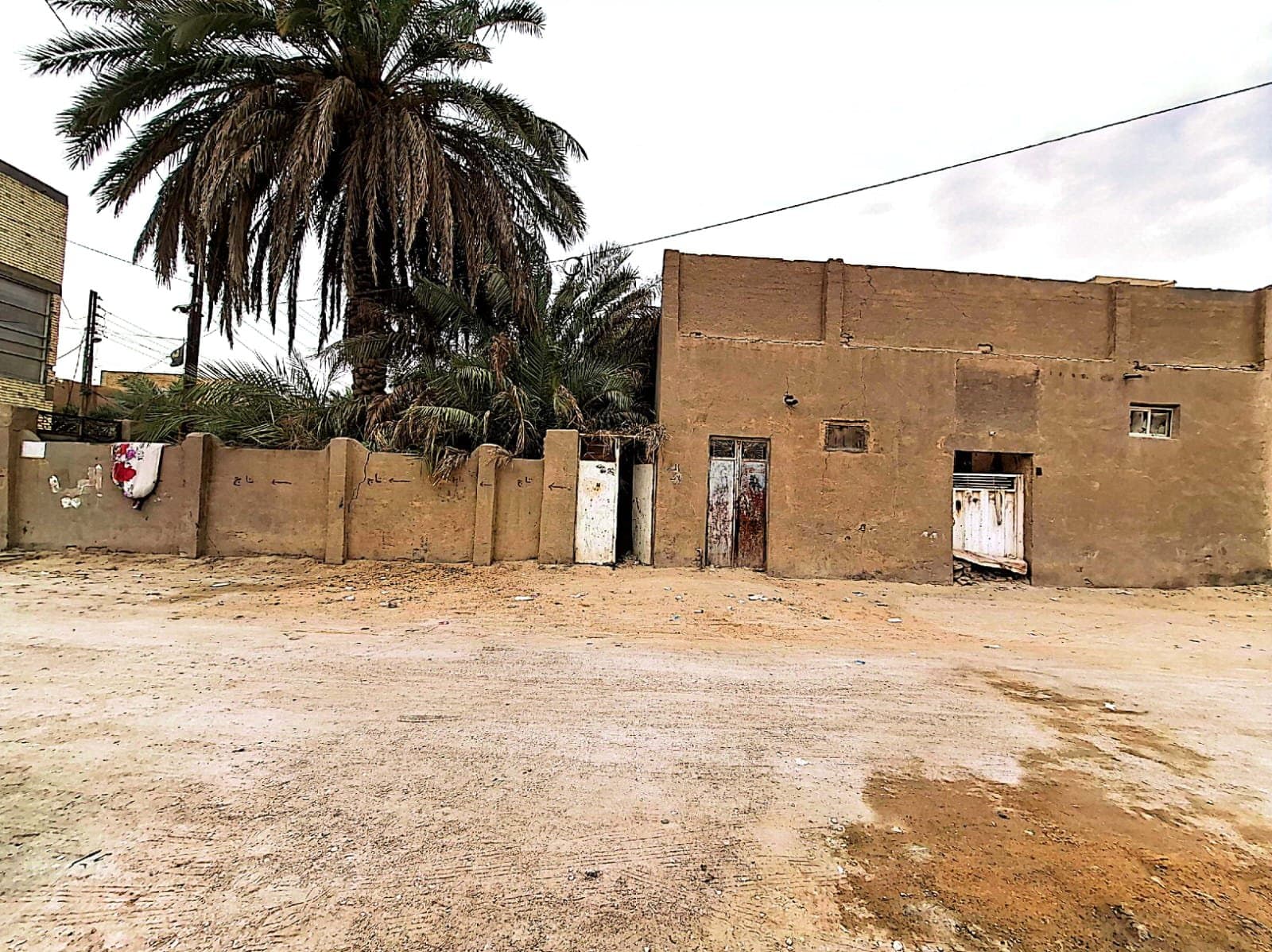 قطعة أرض ركن للبيع ٢٤٠ متر
