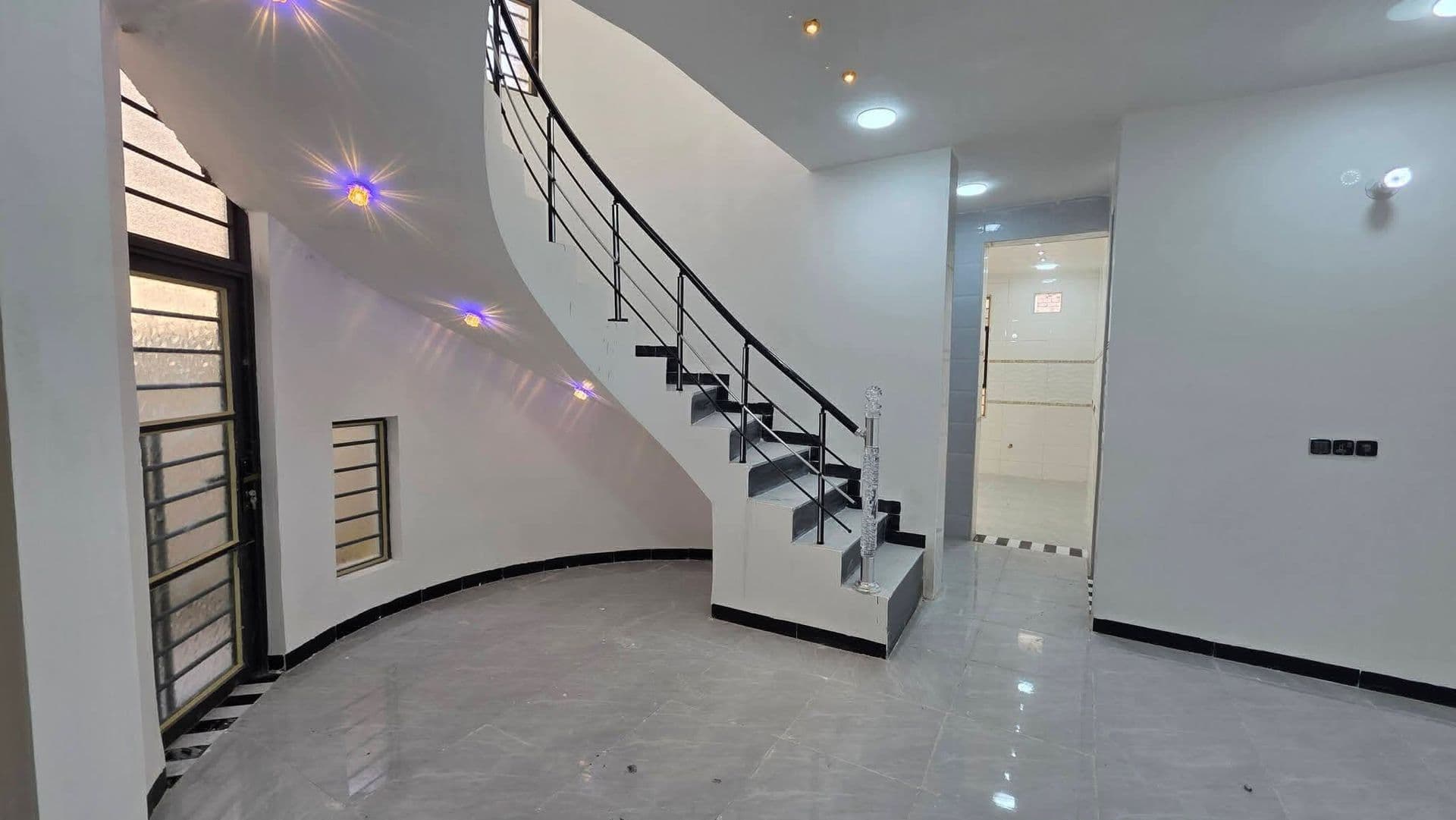 بيت للبيع - Thumbnail 3