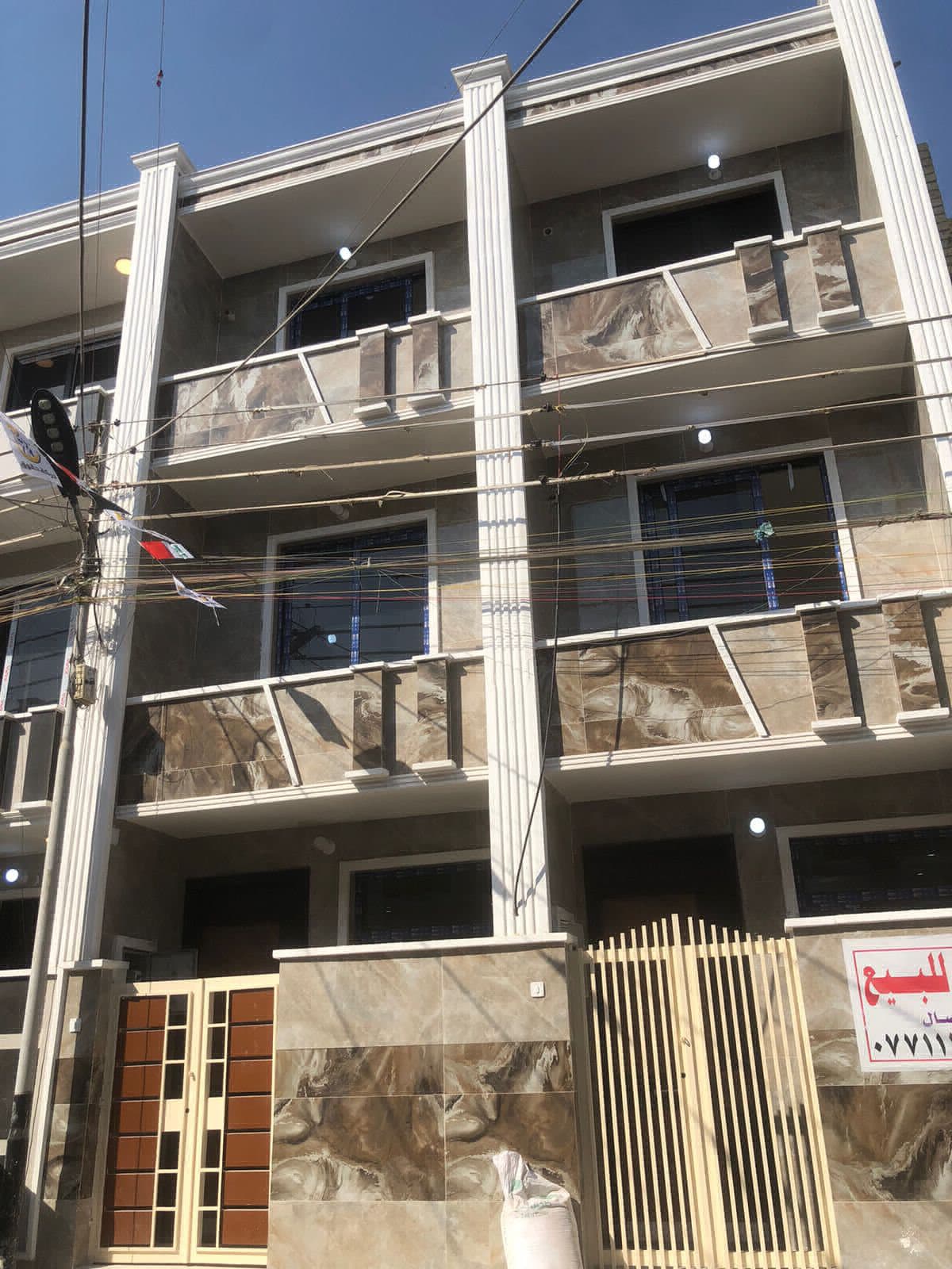 دار للبيع في حي البساتين  - Image 1