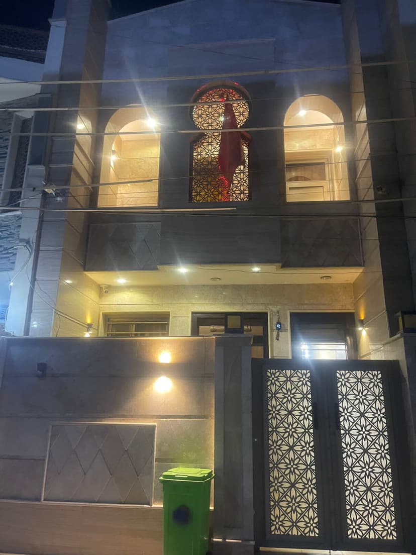 دار للبيع في منطقة حي العدل 