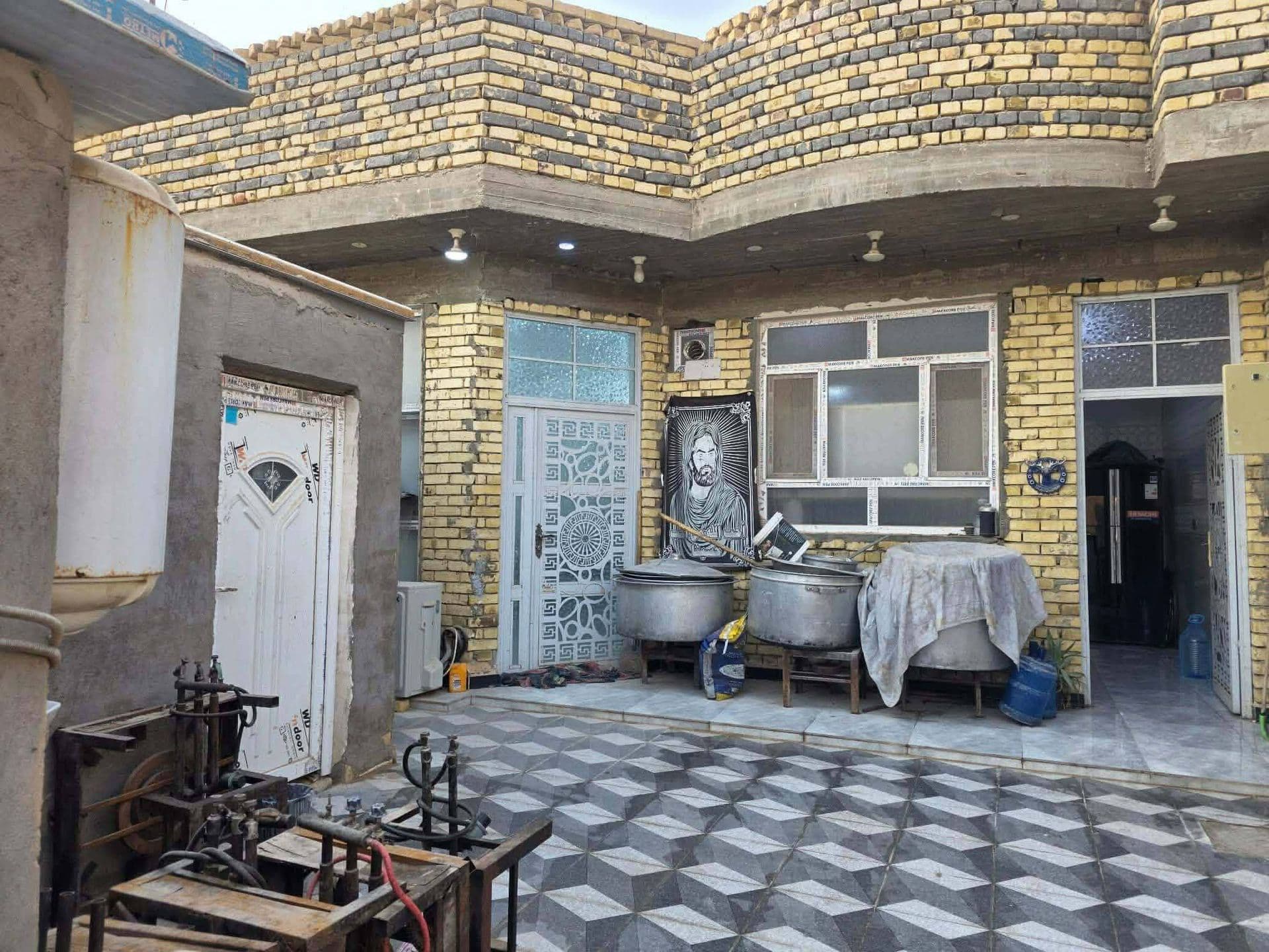 بيت للبيع - Image 1