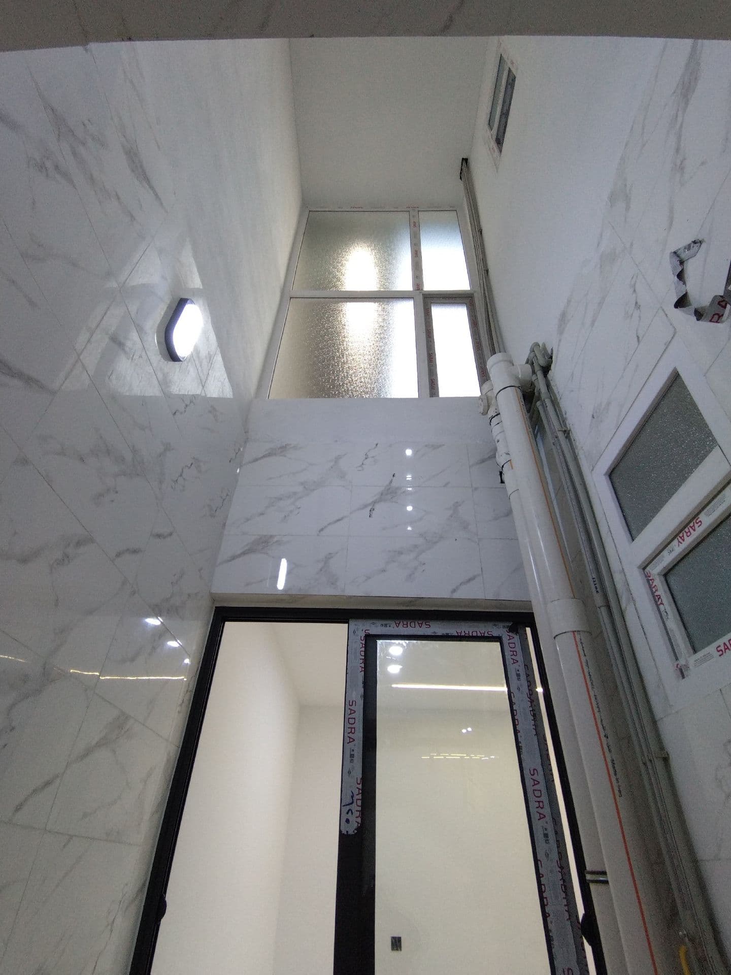 دار للبيع طابقين في منطقة حي العسكري  - Thumbnail 6