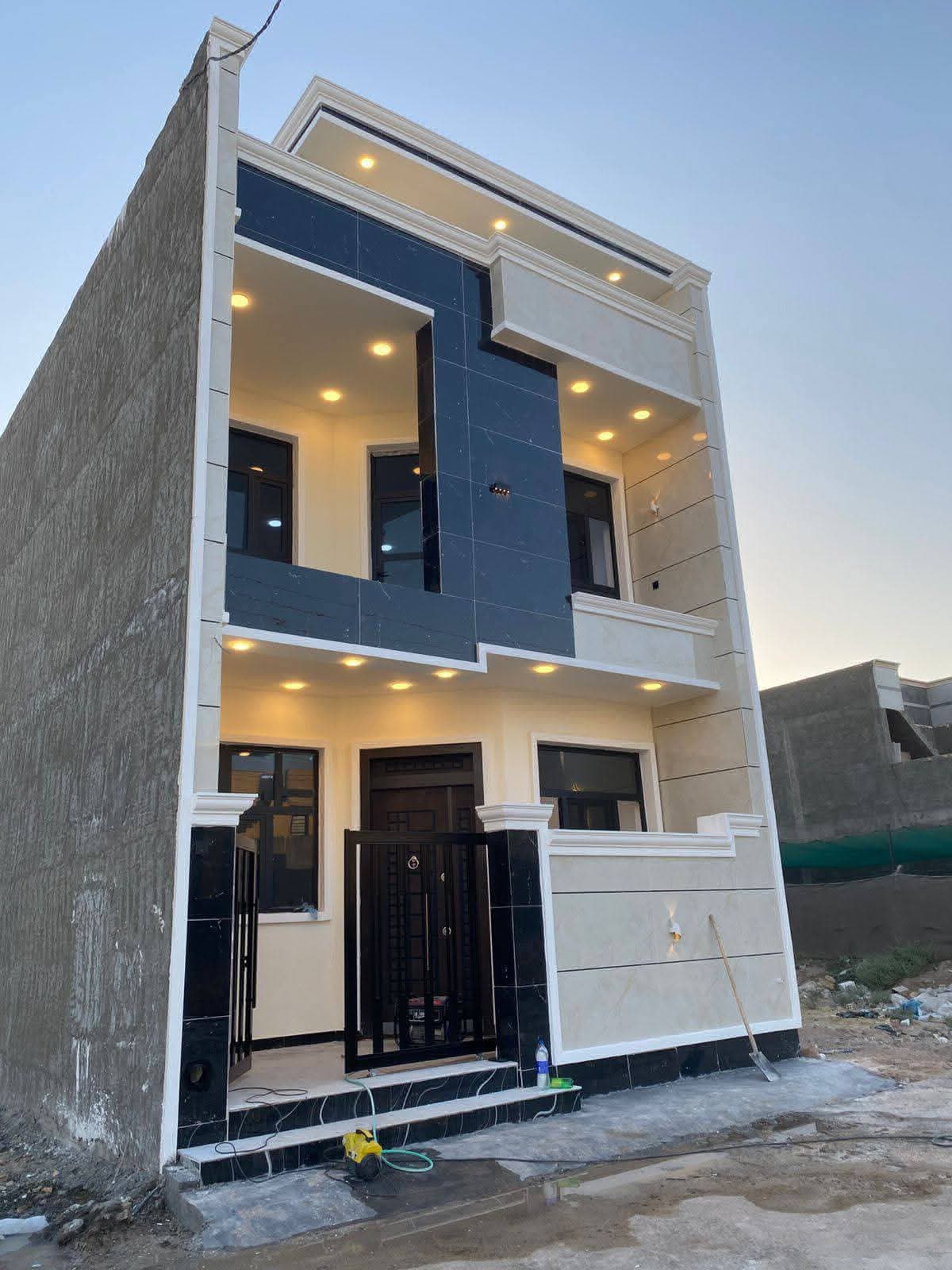 بيت طابقين