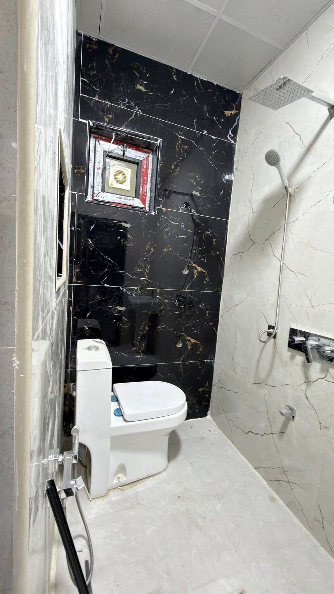 مشتمل للبيع حي الجهاد الشارقة مجاور مجمع النسيم  - Thumbnail 4