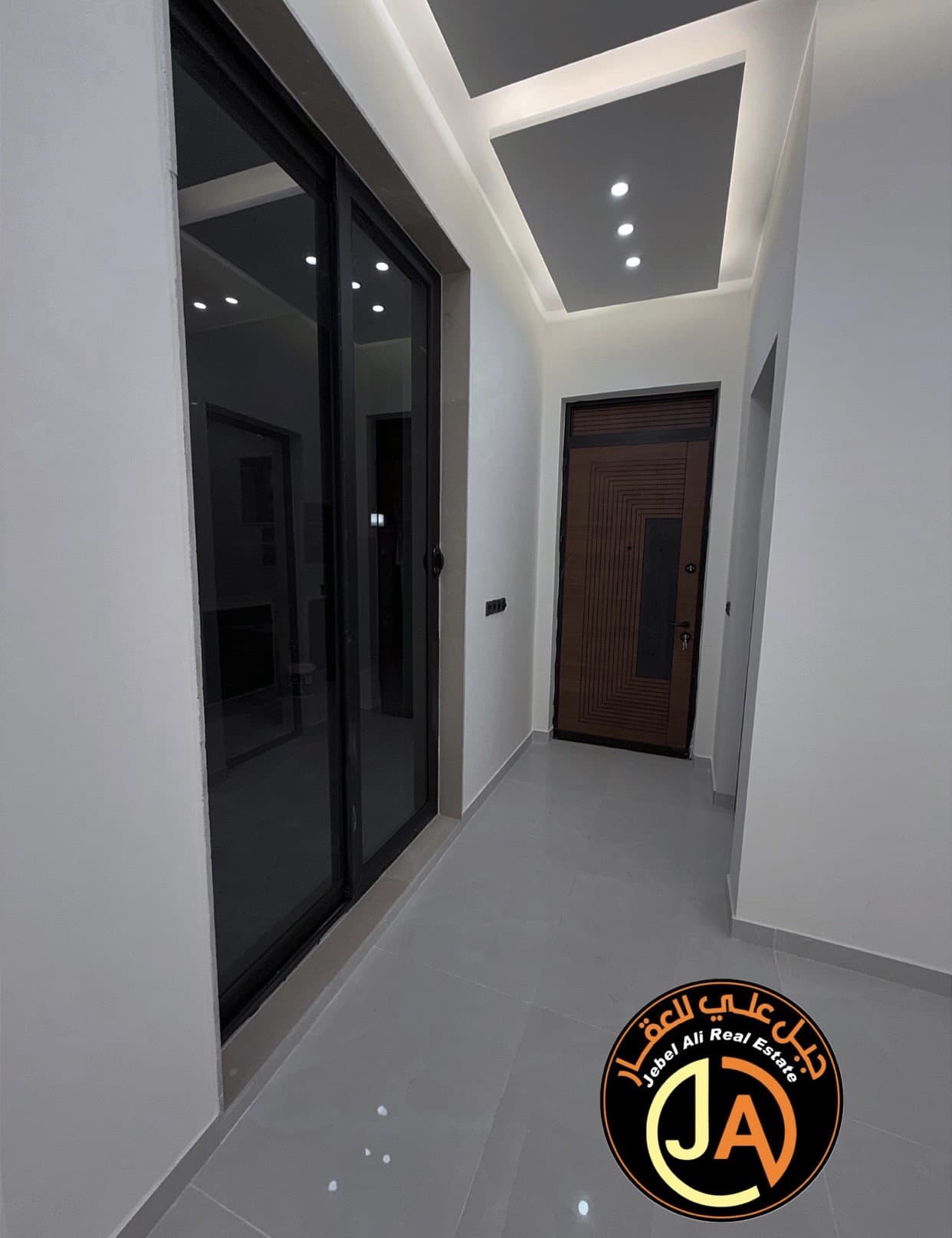 منزل طابقين