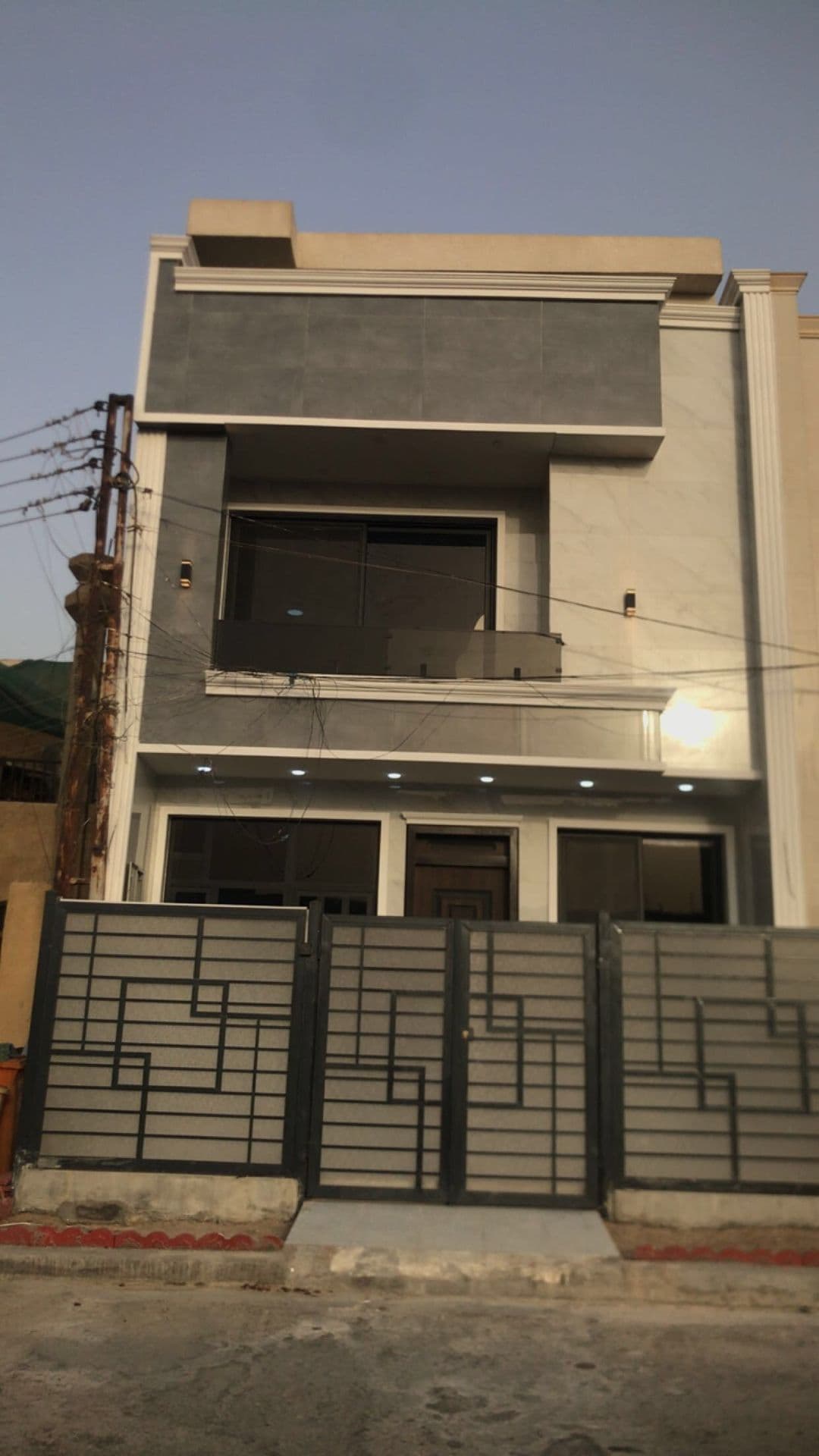 دار ثلاث طوايق للبيع - Thumbnail 10