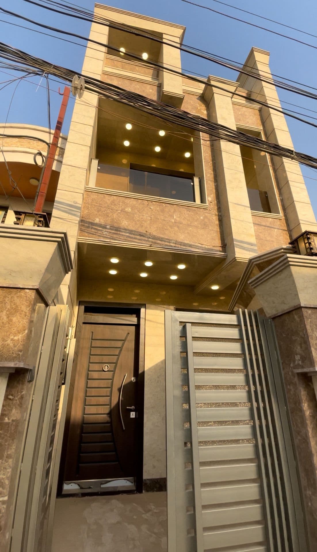 دار سكني حديث - Image 1