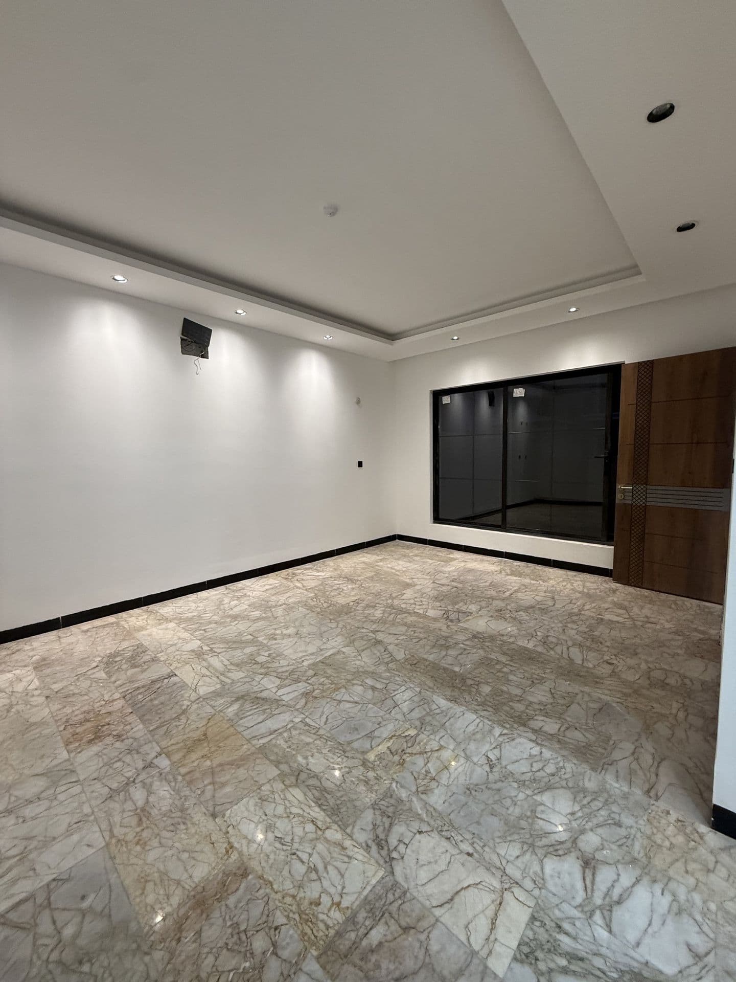 دار للبيع  - 2
