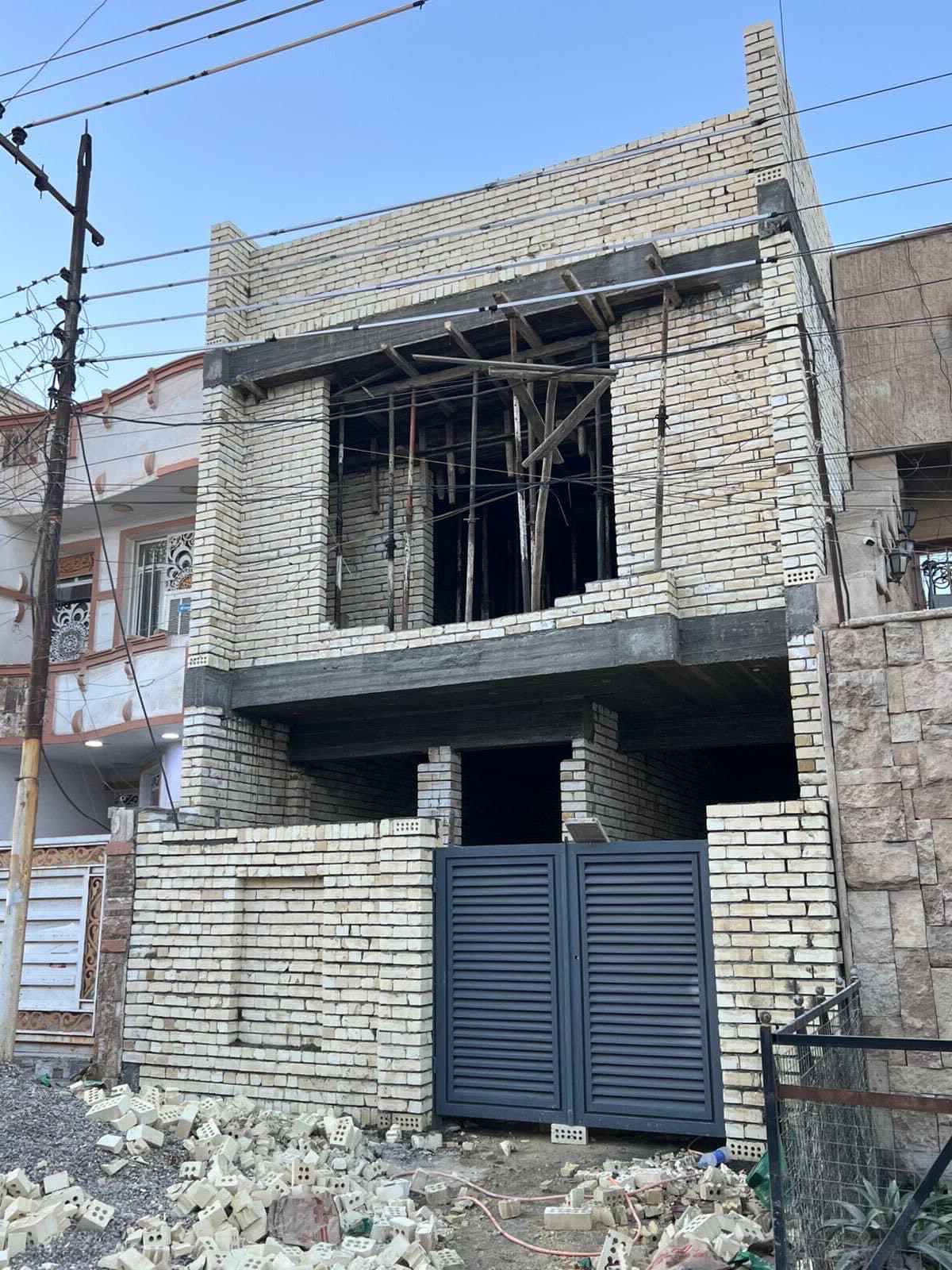 دار للبيع 120متر Vlp ثلاث طوابق 4غرف نوم سويت حي الجهاد الأساتذة  - 3