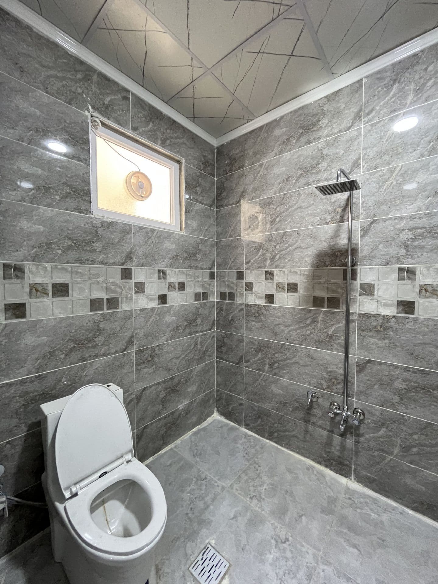 بيت للبيع - Thumbnail 4