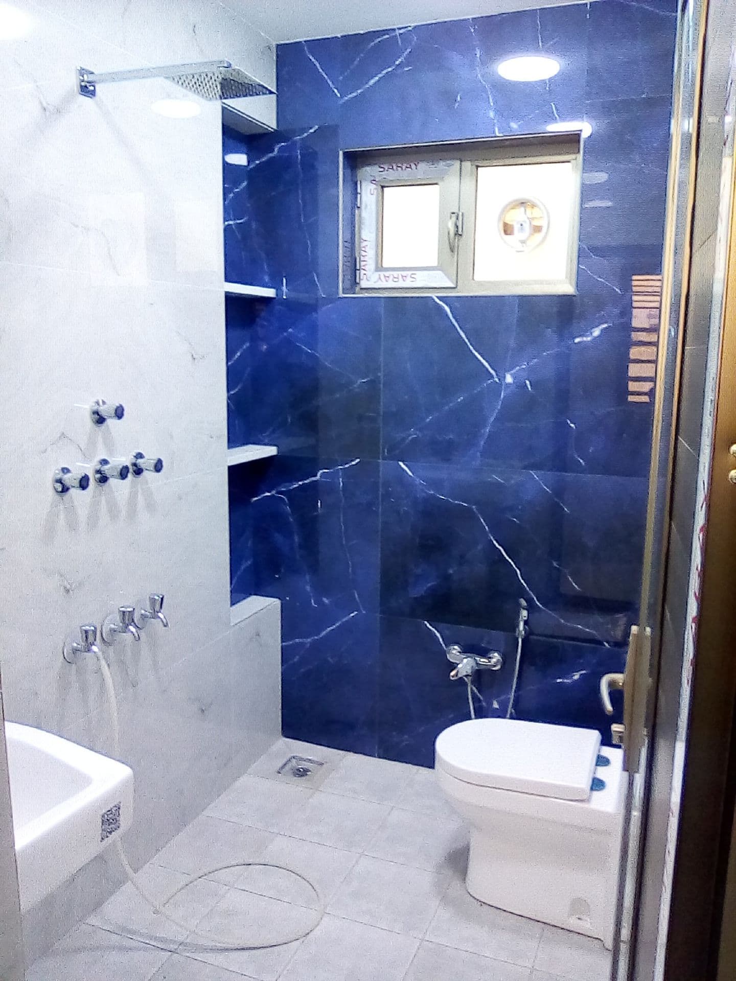 دارثلاثة طوابق - 2