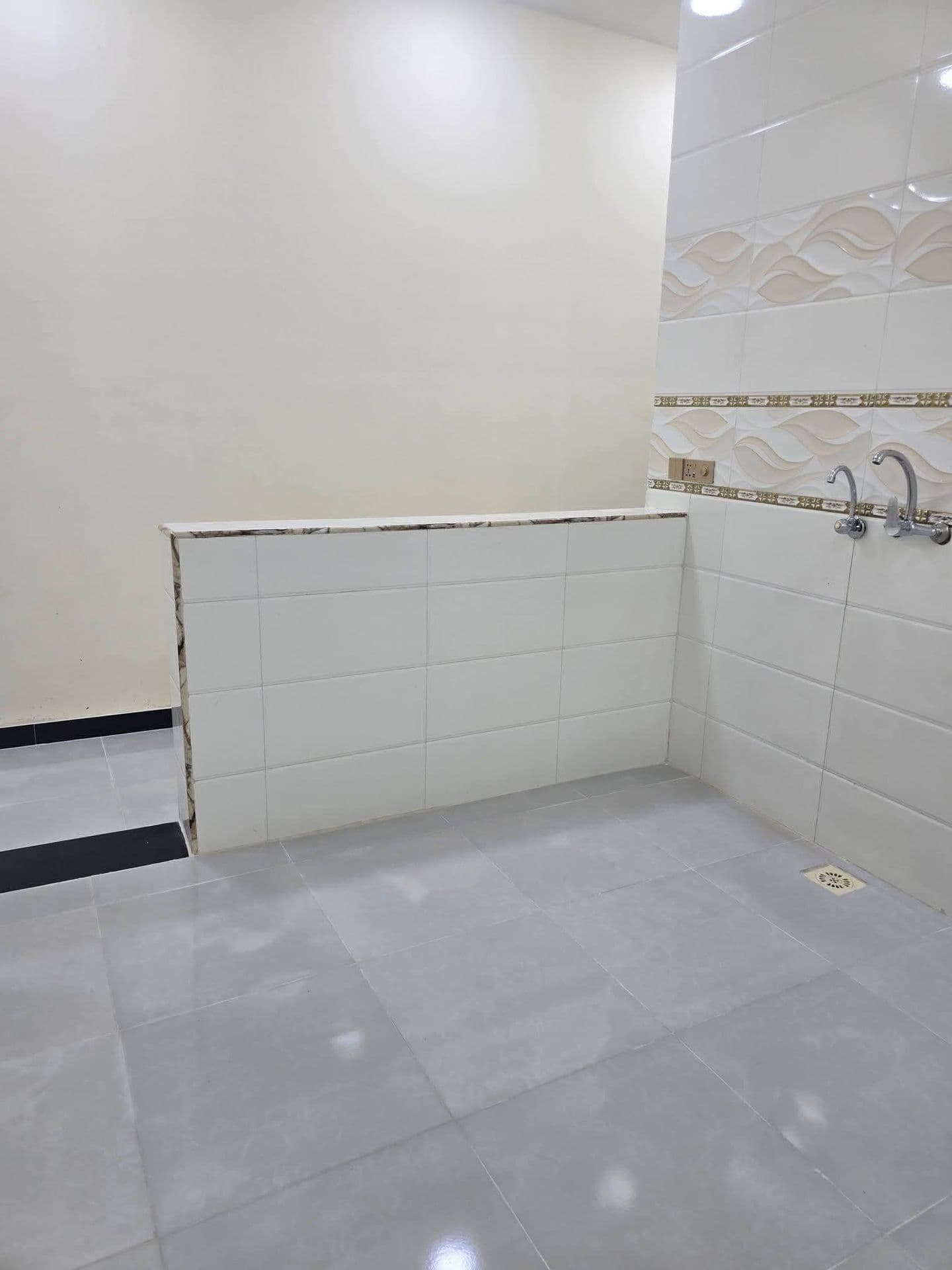 دار سكن للبيع - Image 1