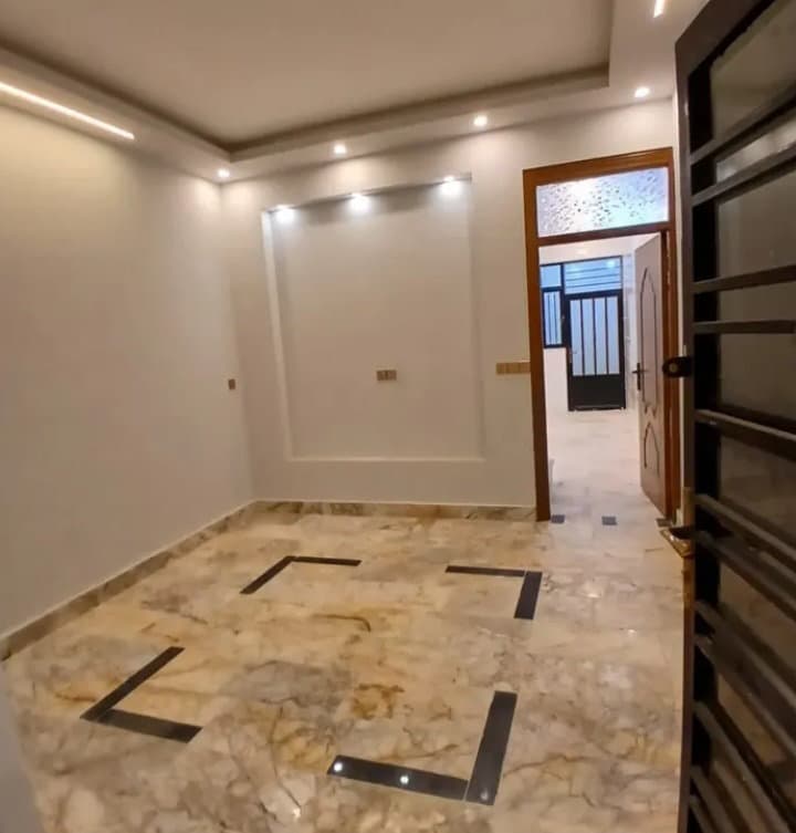 دار للبيع جديد تسليم مفتاح في حي البساتين  - Thumbnail 9