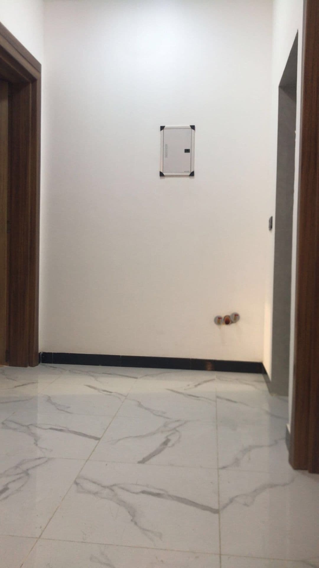 دار ثلاث طوايق للبيع - Thumbnail 3