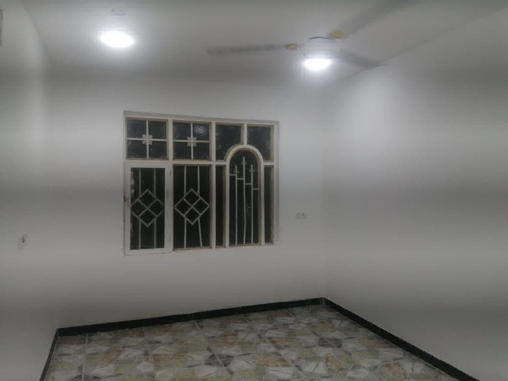 مشتمل للبيع - Image 1