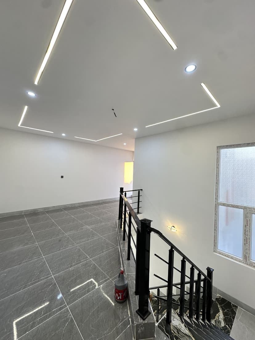 دار للبيع طابو صرف مساحه 156متر طابقين 