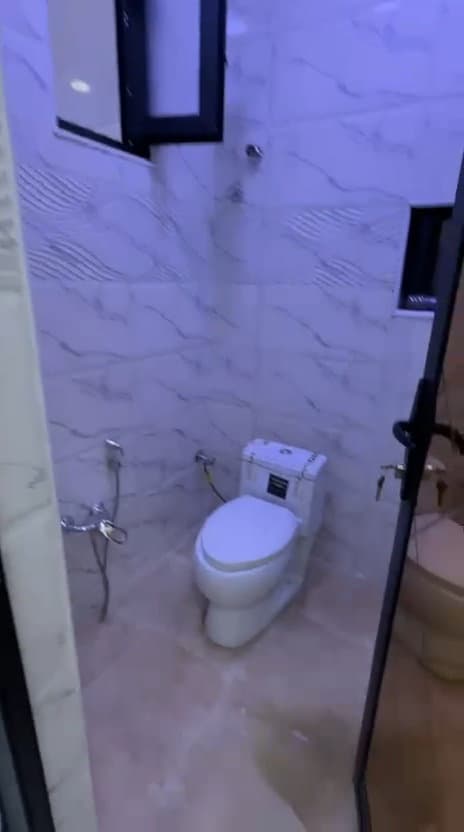 دار للبيع جديد في حي  البساتين الشعب  - Thumbnail 4