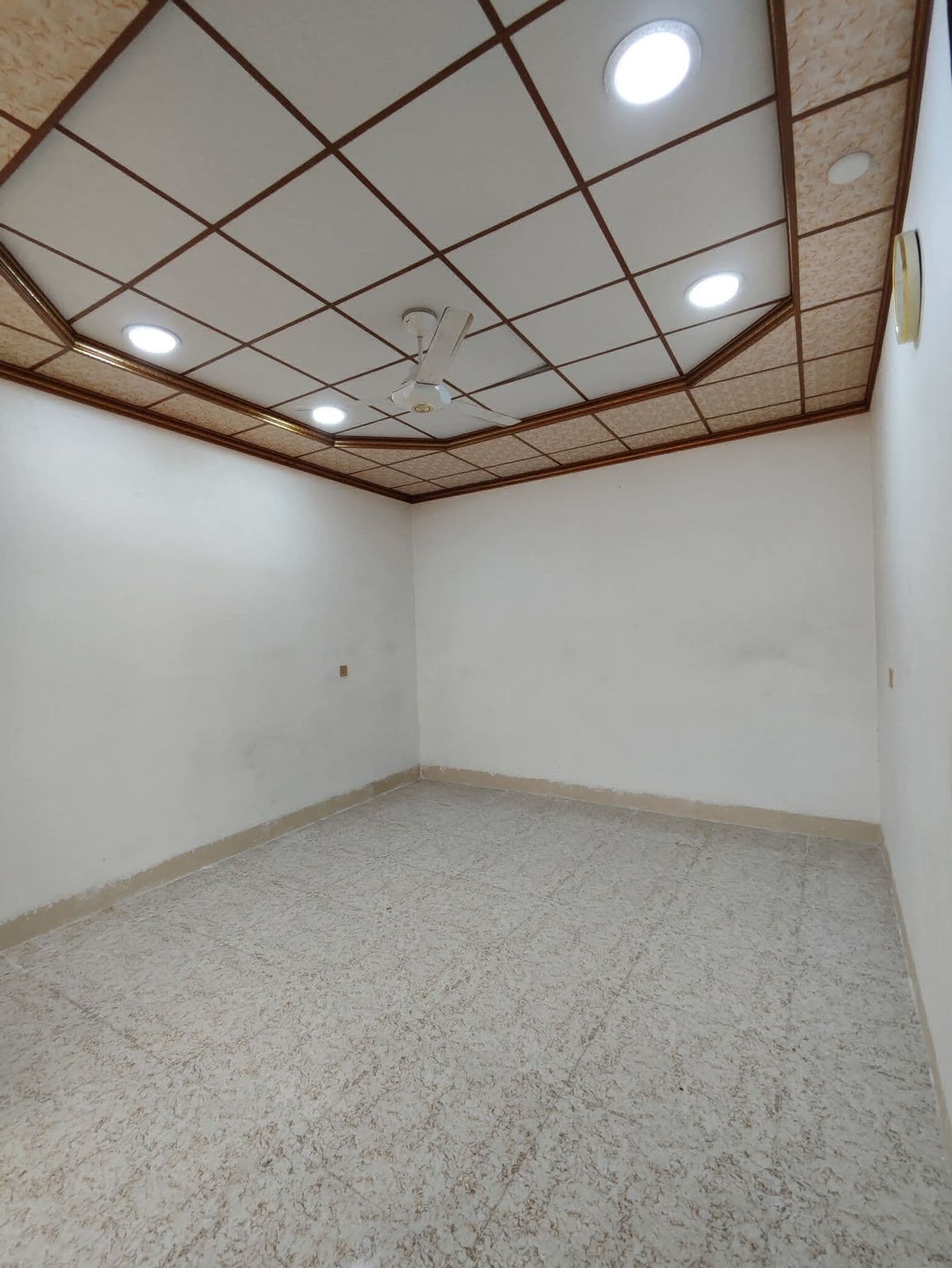 دار للبيع - 2