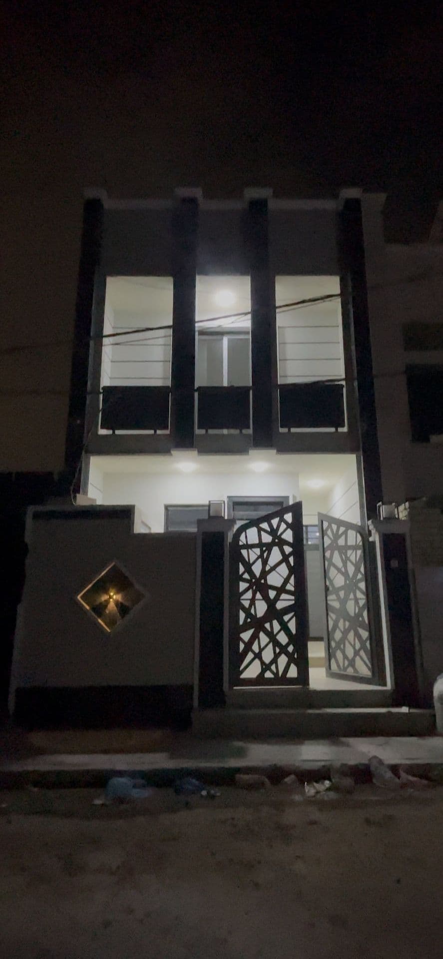 دار سكني حي الاسكان - Image 1