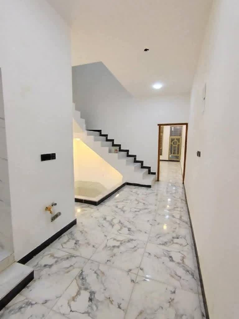 بيت للبيع - Image 1