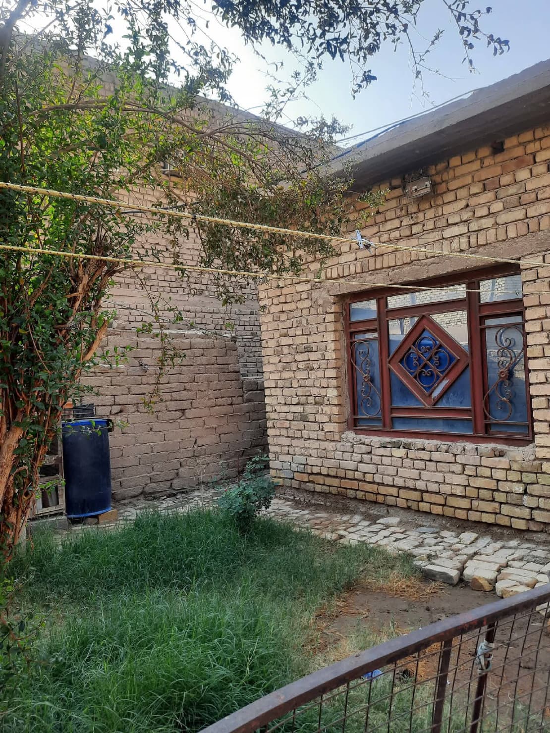 بيت للبيع - Image 1