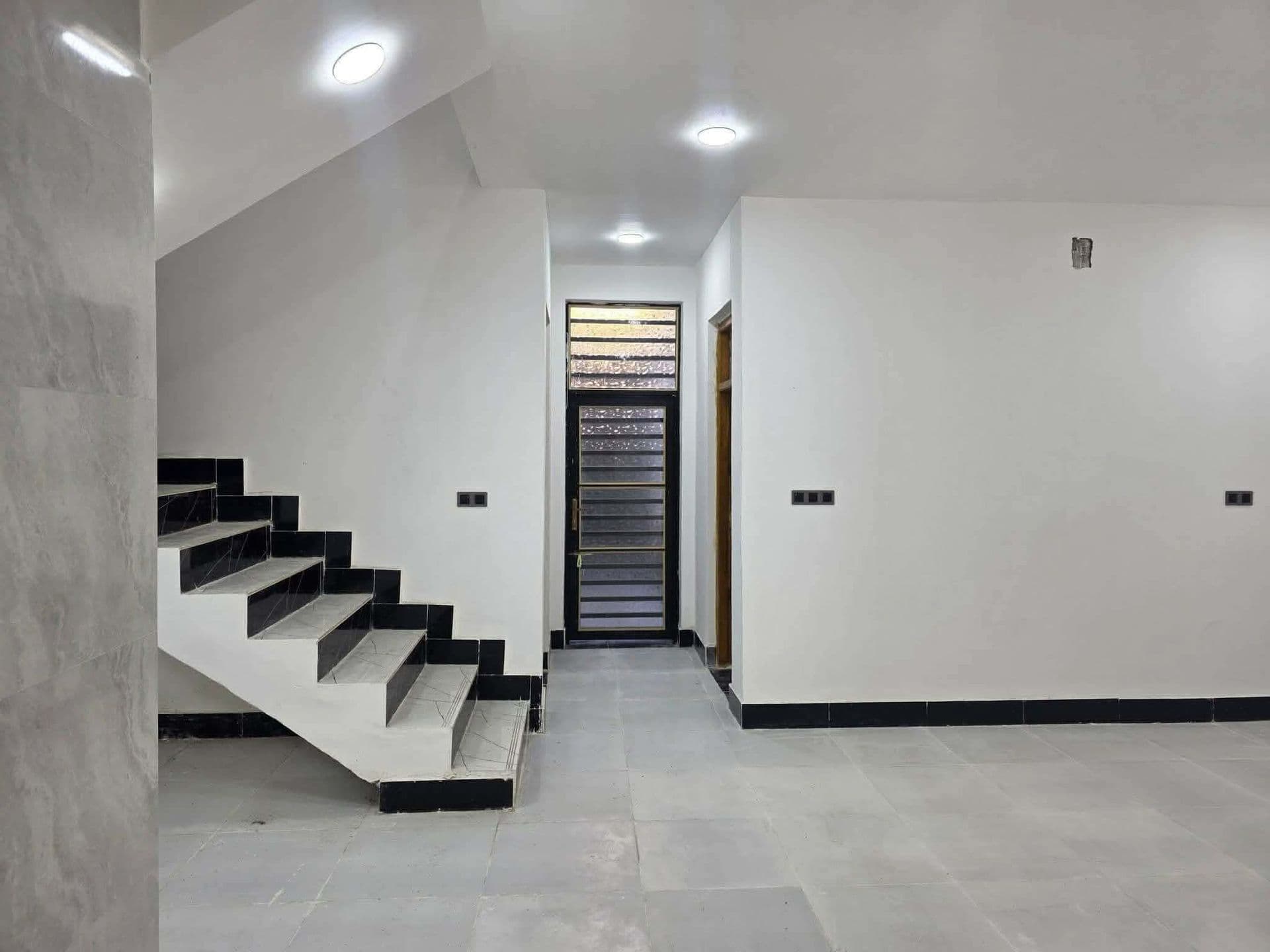 بيت للبيع - Thumbnail 2