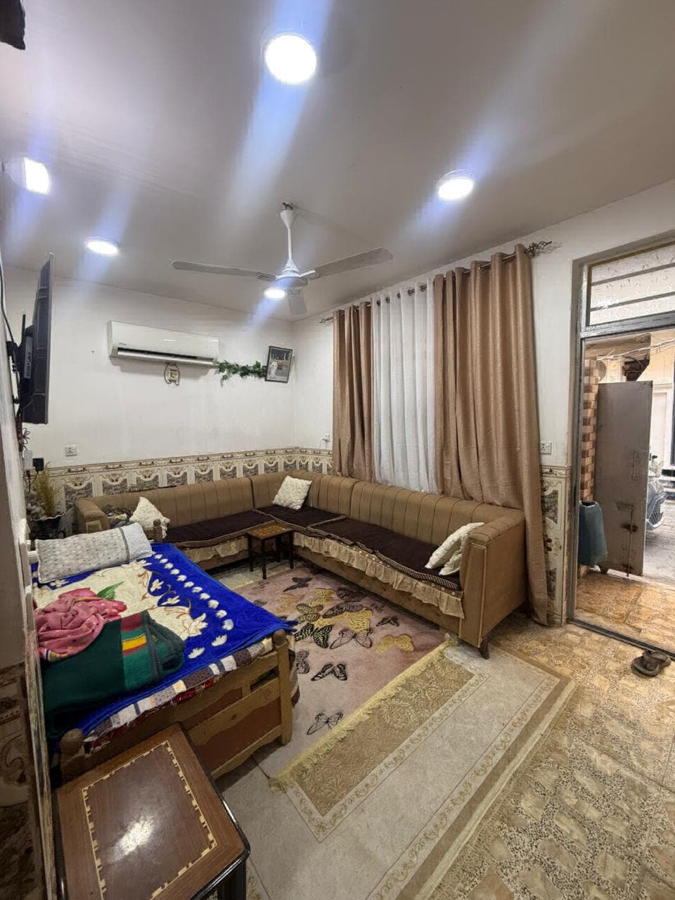 دار ٥٠متر زراعي طابقين للبيع في منطقة حي تونس افاق عربية  - Thumbnail 6