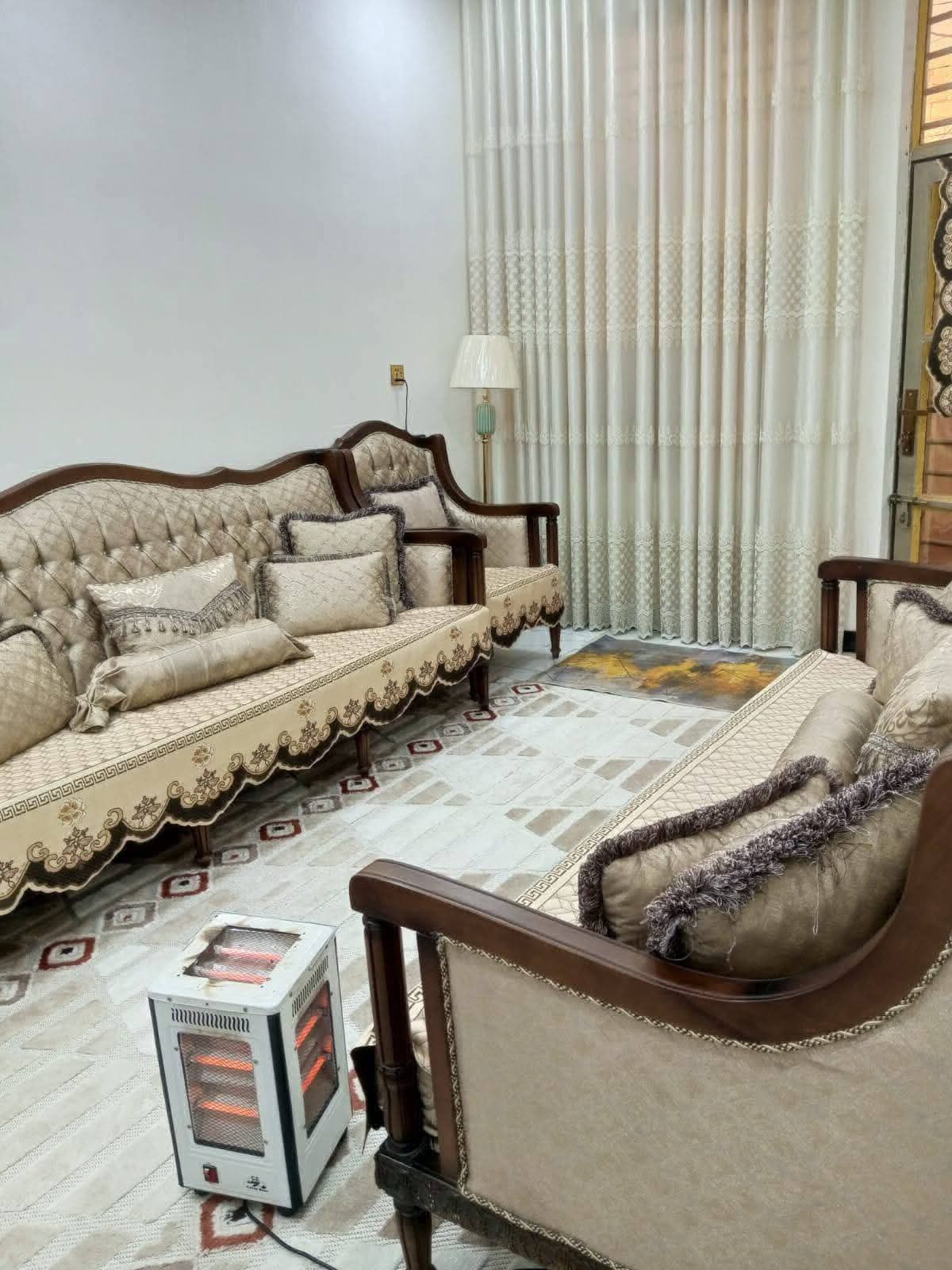 مشتمل للبيع - Image 1