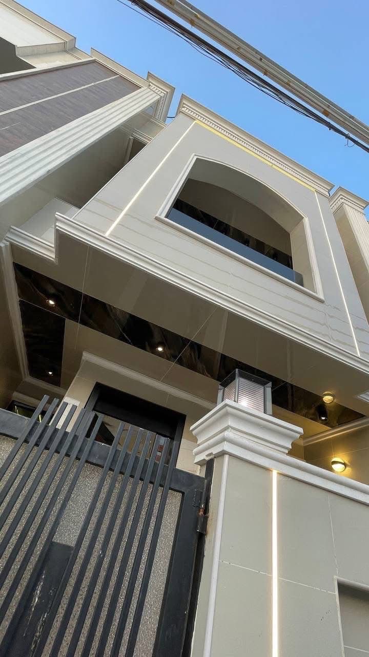 دار للبيع 100م في حي الجهاد الرفاق قرب شارع العام جدا مجاور شارع 40 - Thumbnail 8