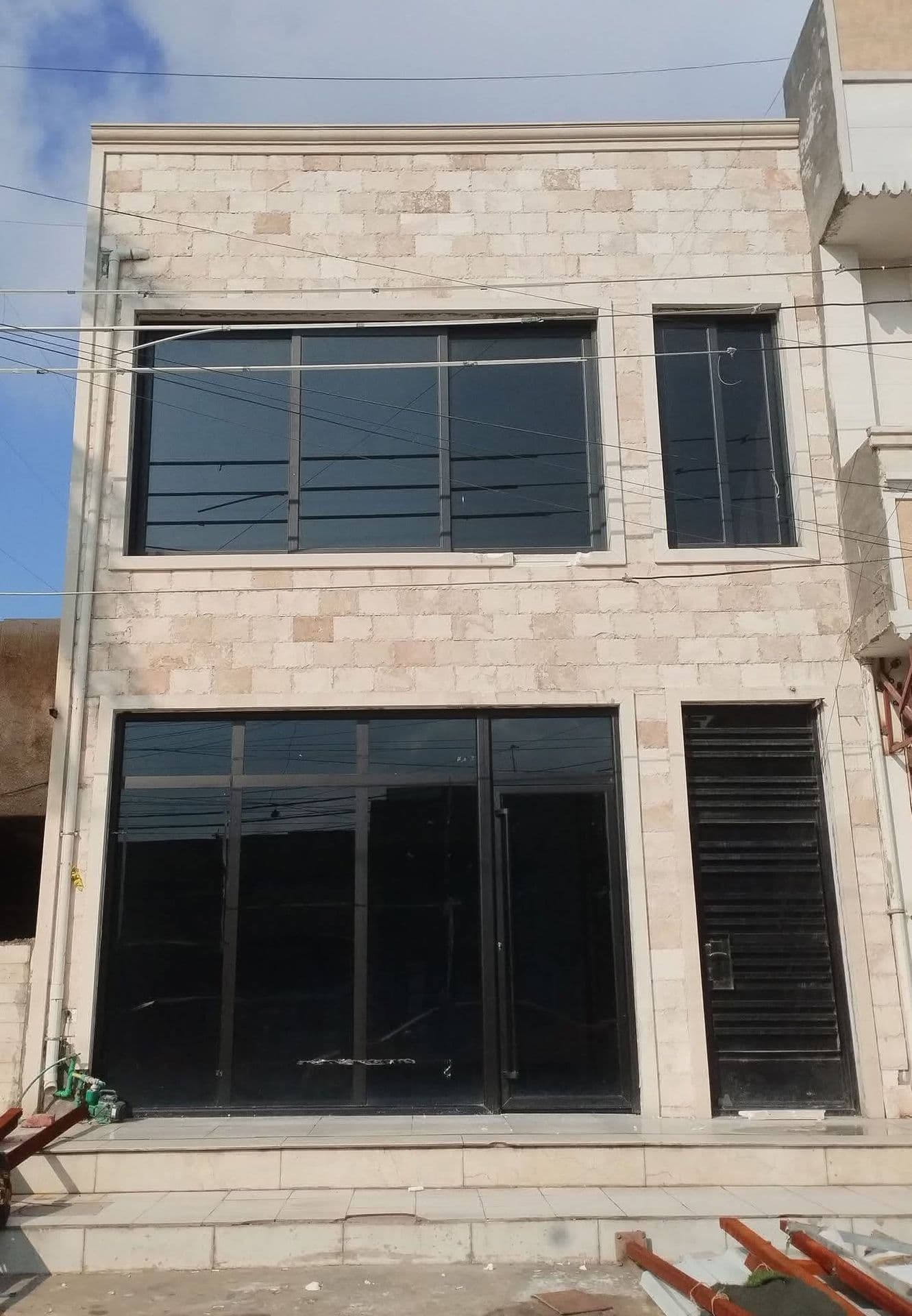 بناية طابقين  - Image 1