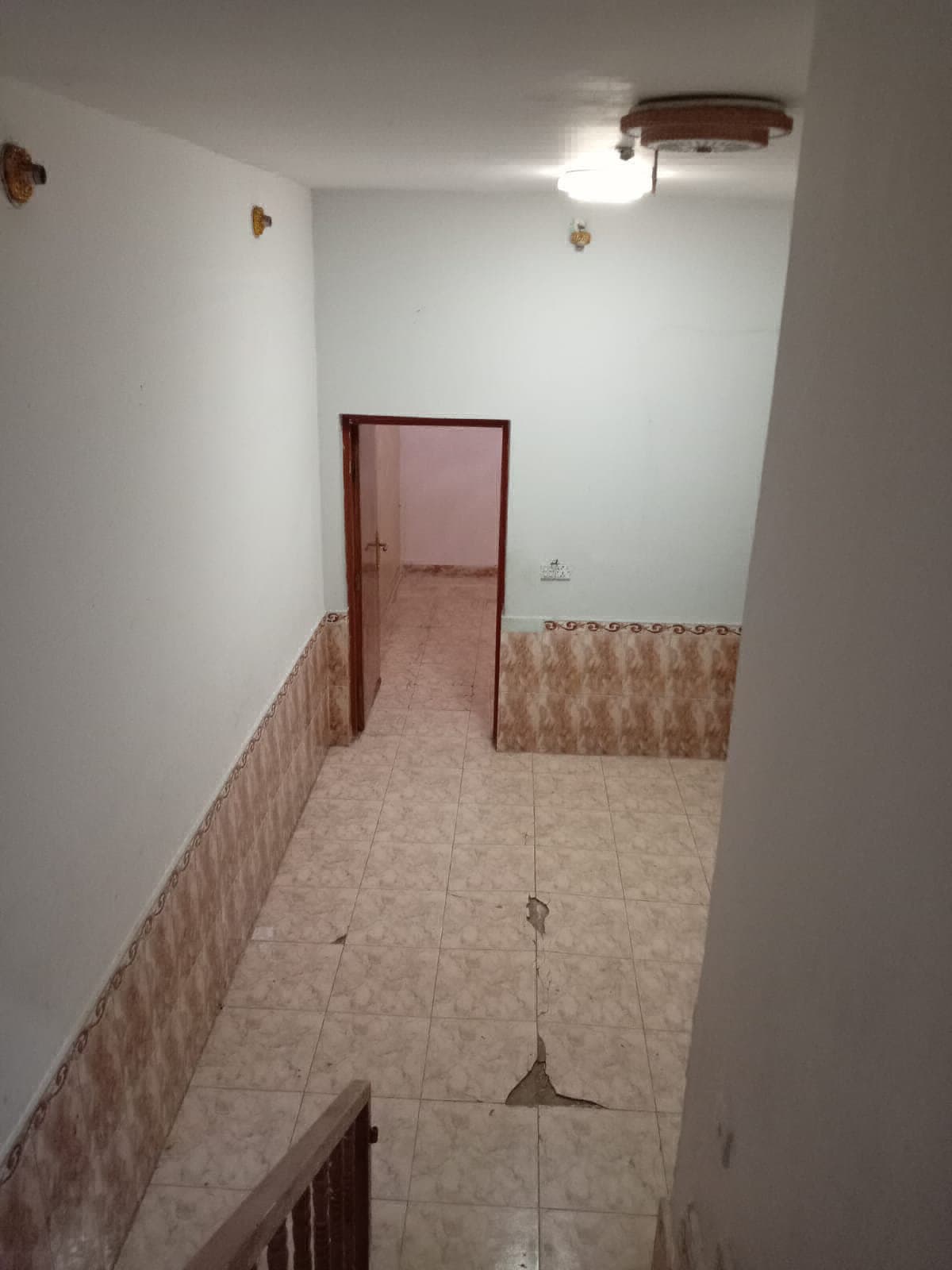 دار للايجار في حي السلام مساحه ١٠٠متر  - Thumbnail 5