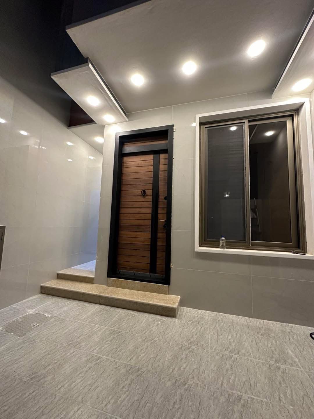 دار للبيع في حي الجهاد الرفاق الثانية خلف اربع شوراع  - Thumbnail 8