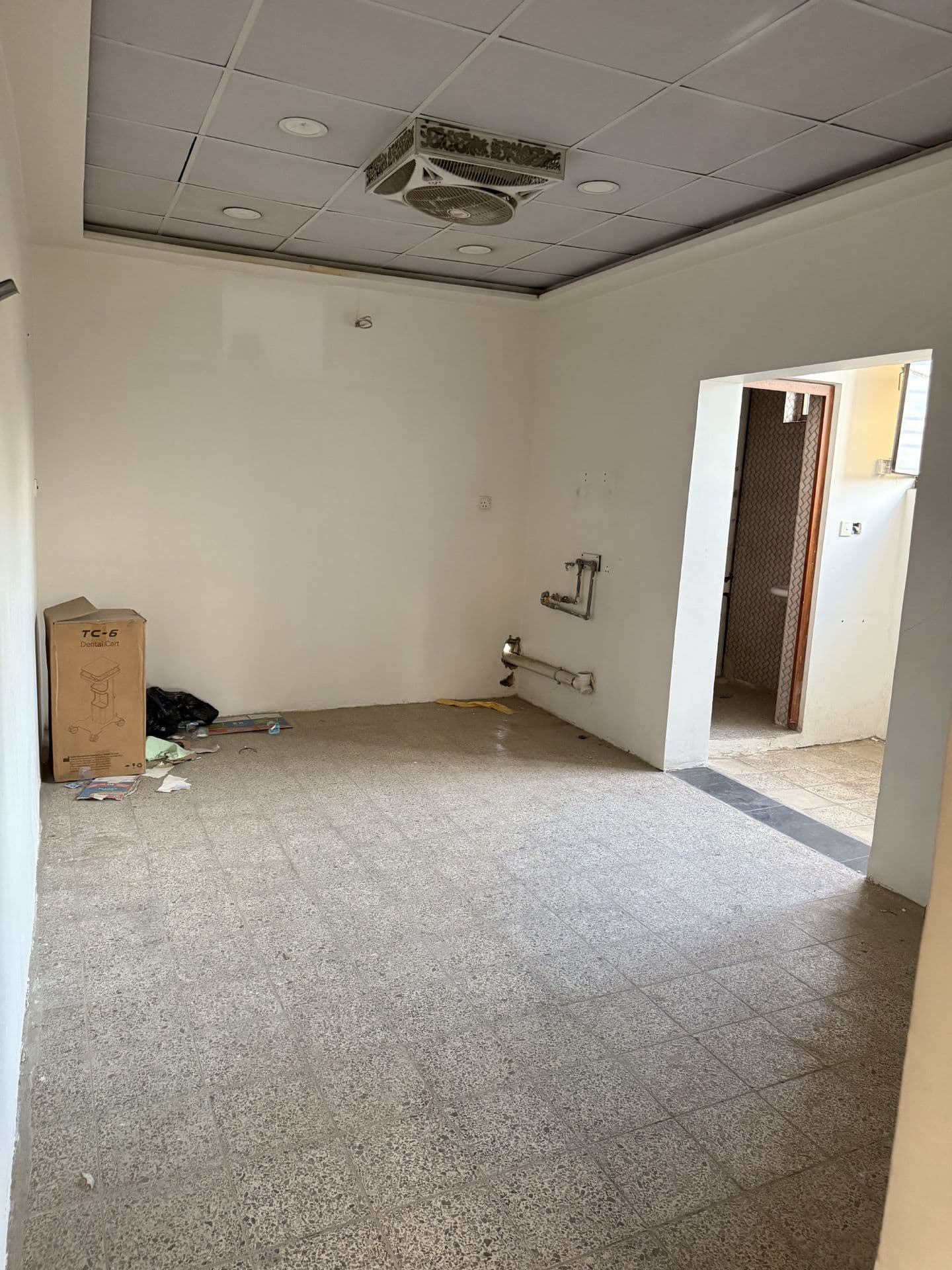 شقة للايجار 5 غرف نوم طابق اول