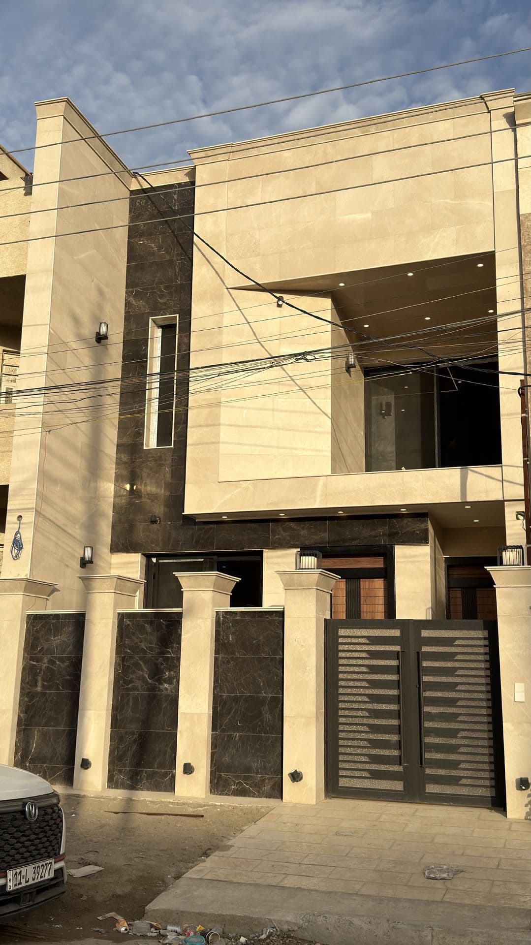 منزل طابقين ونص  - 4